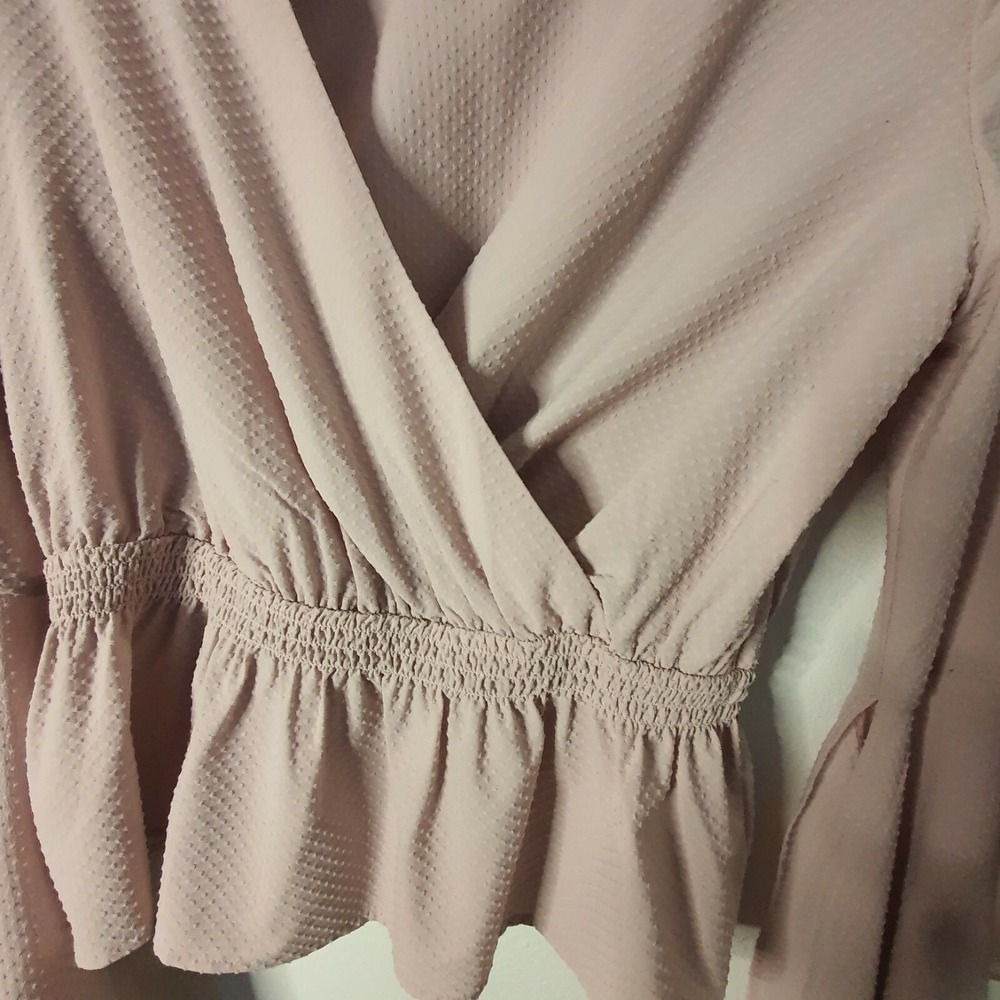 Express Mauve Pink Blouse Small Bell Sleeve V-Neck Top Crossover Wrap Juniors - Picture 8 of 11